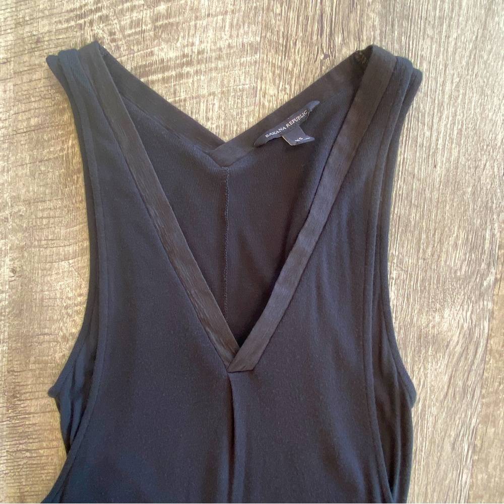 4/$16 Banana Republic Two-in-One Tank Top Size XS